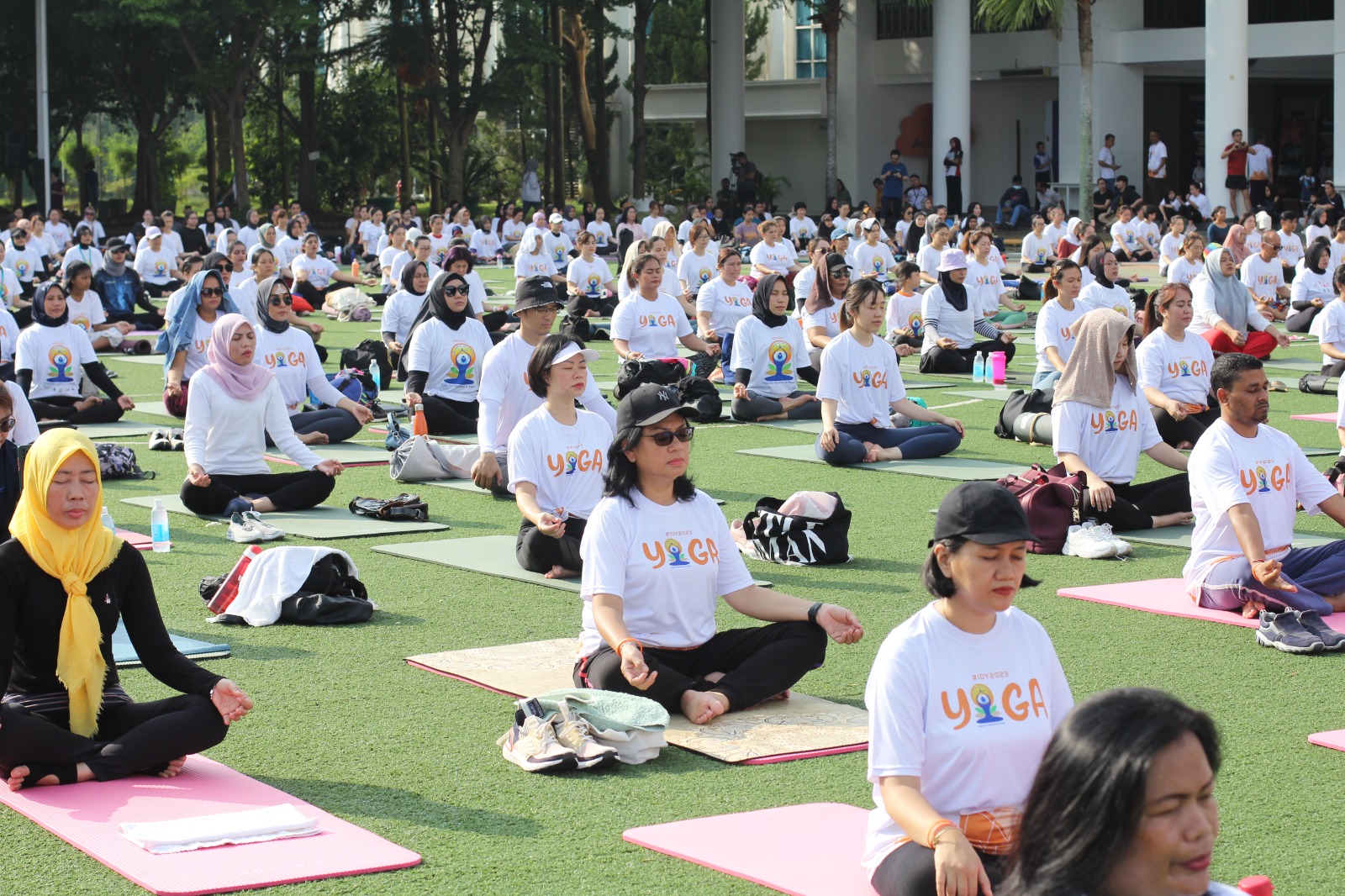 Qattiq jinsiy aloqa orgazm katta sonlar porno video